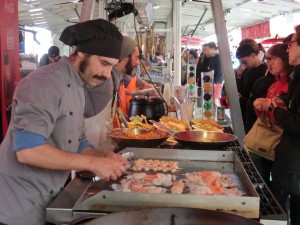 カフェとシーフードマーケット04